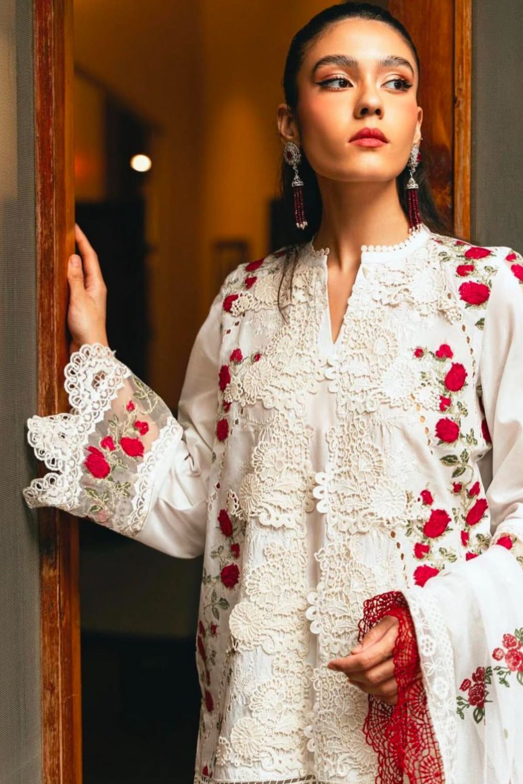 DFW-520 Saira Rizwan Heavy Embroidery 3Pc Lawn Suit