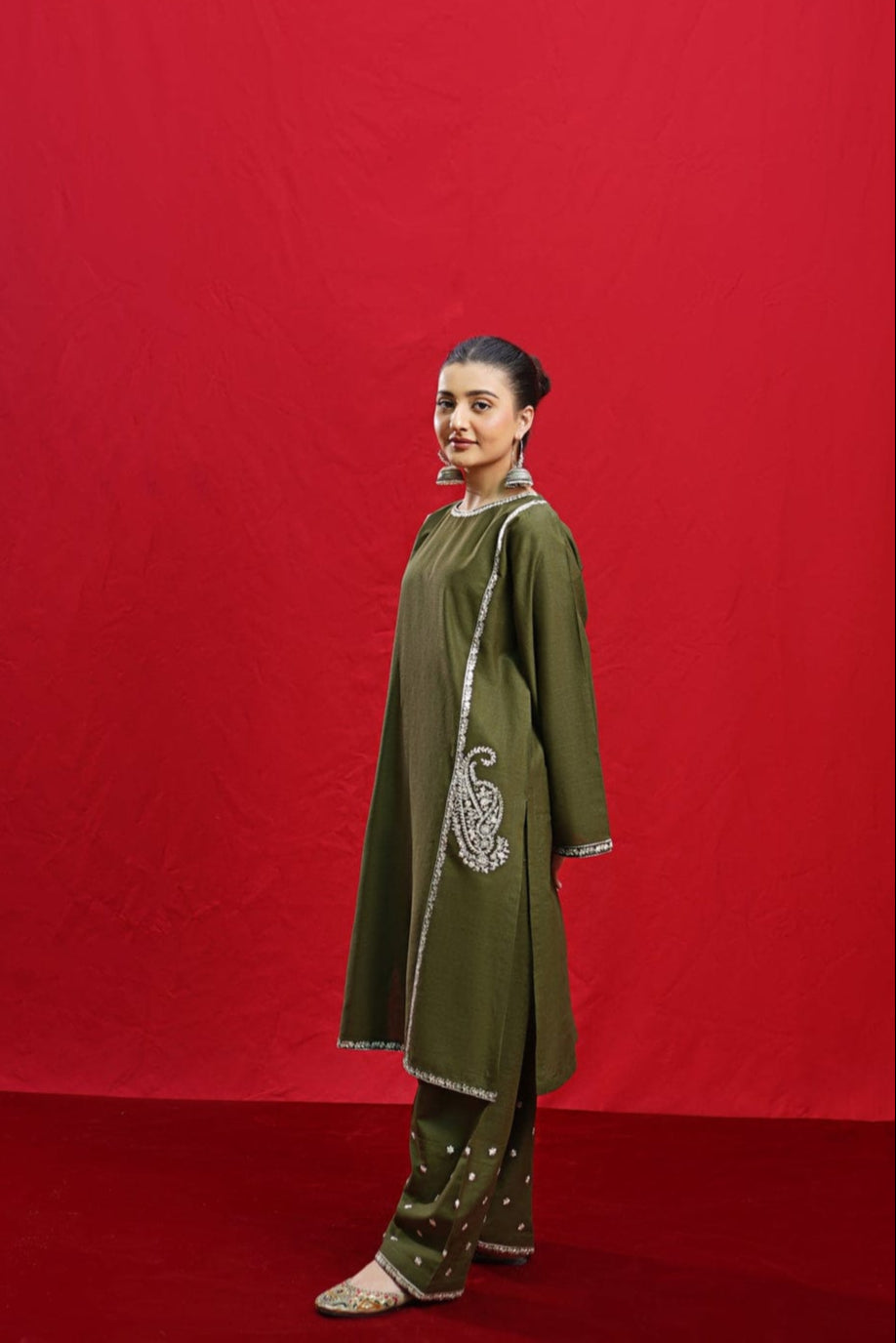 DFW-990 Urge Heavy Embroidery 3PC Dhanak Suit