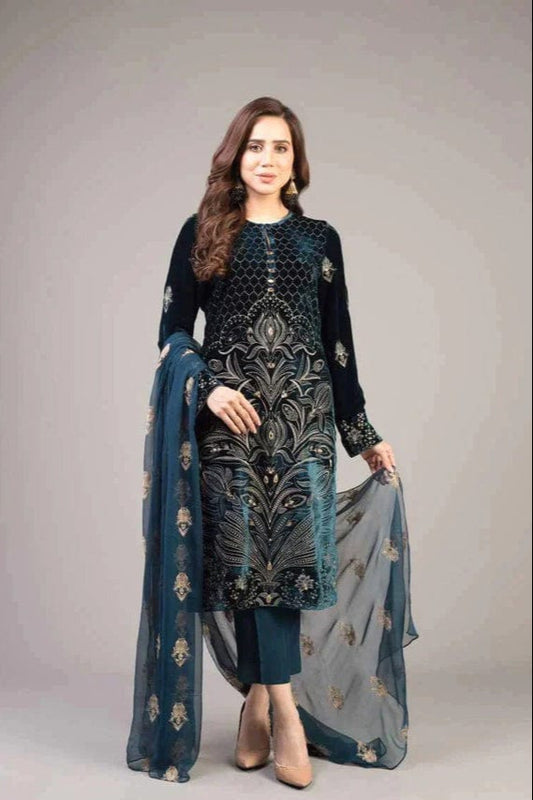 DFW-892 Bareeze Heavy Embroidery 3PC Dhanak Suit