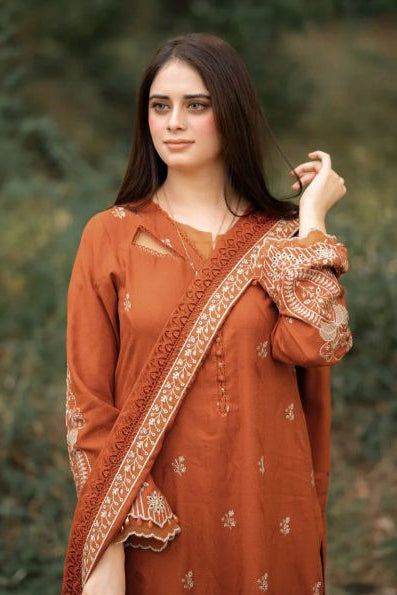 DFW-1147 Libaas Heavy Embroidery 3PC Dhanak Suit
