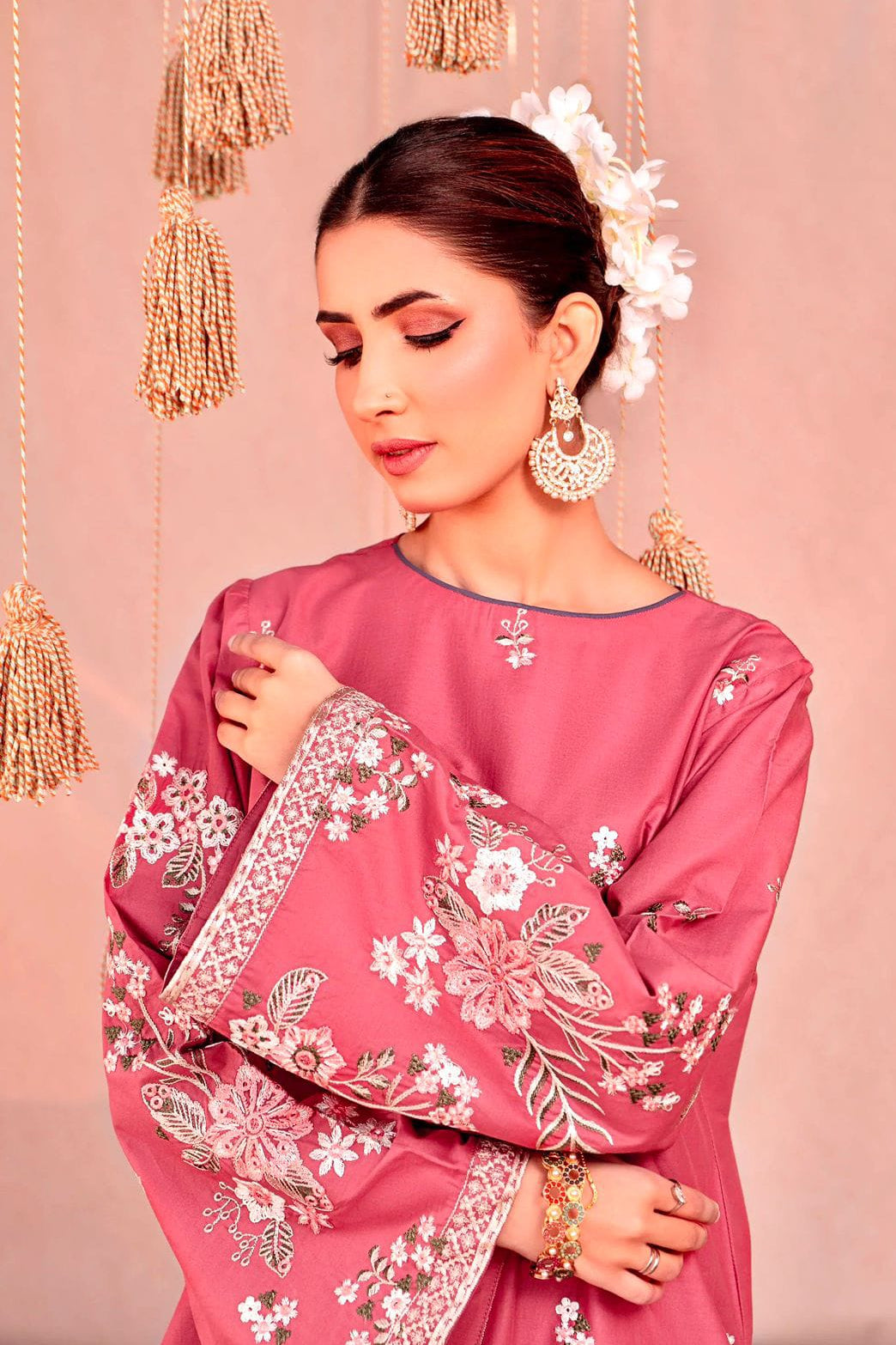 DFW-1130 Urge Embroidery 2PC Dhanak Suit