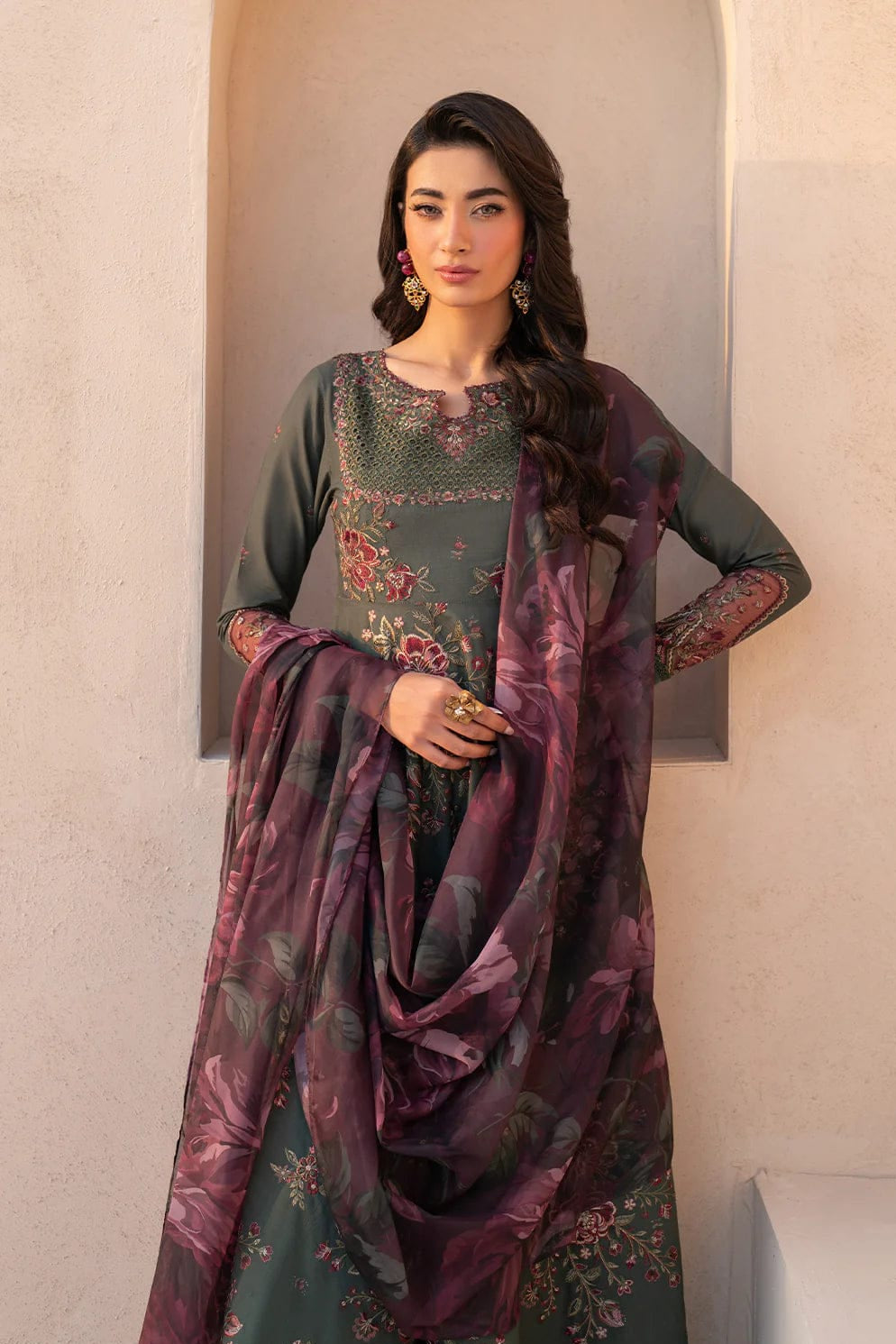 DFW-1129 Iznik Embroidery 3PC Karandi Suit