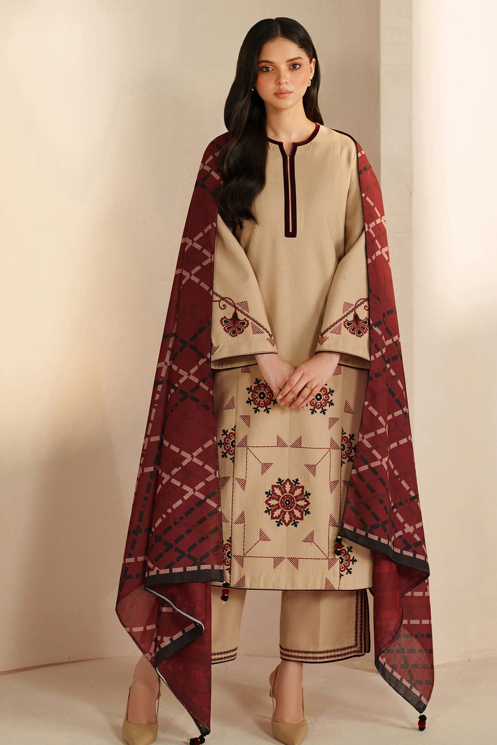 DFW-1181 Jazmin Embroidery 3PC Dhanak Suit