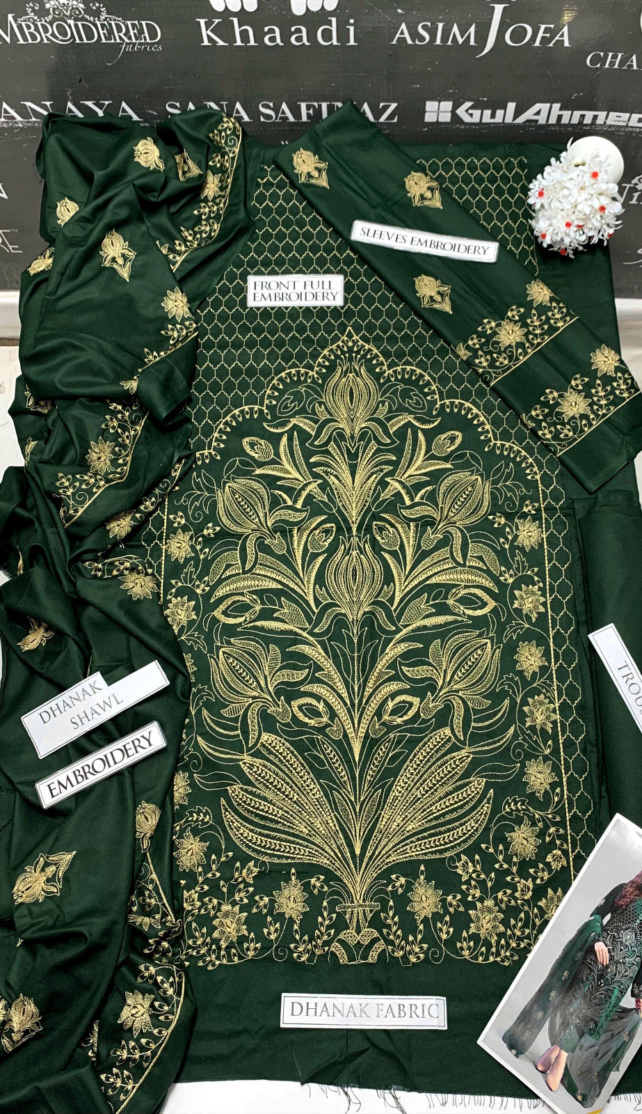 DFW-892 Bareeze Heavy Embroidery 3PC Dhanak Suit
