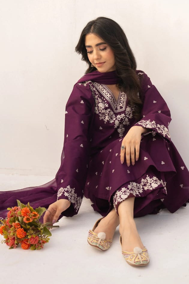 DFW-1301 Dyot Embroidery 3PC Lawn Suit