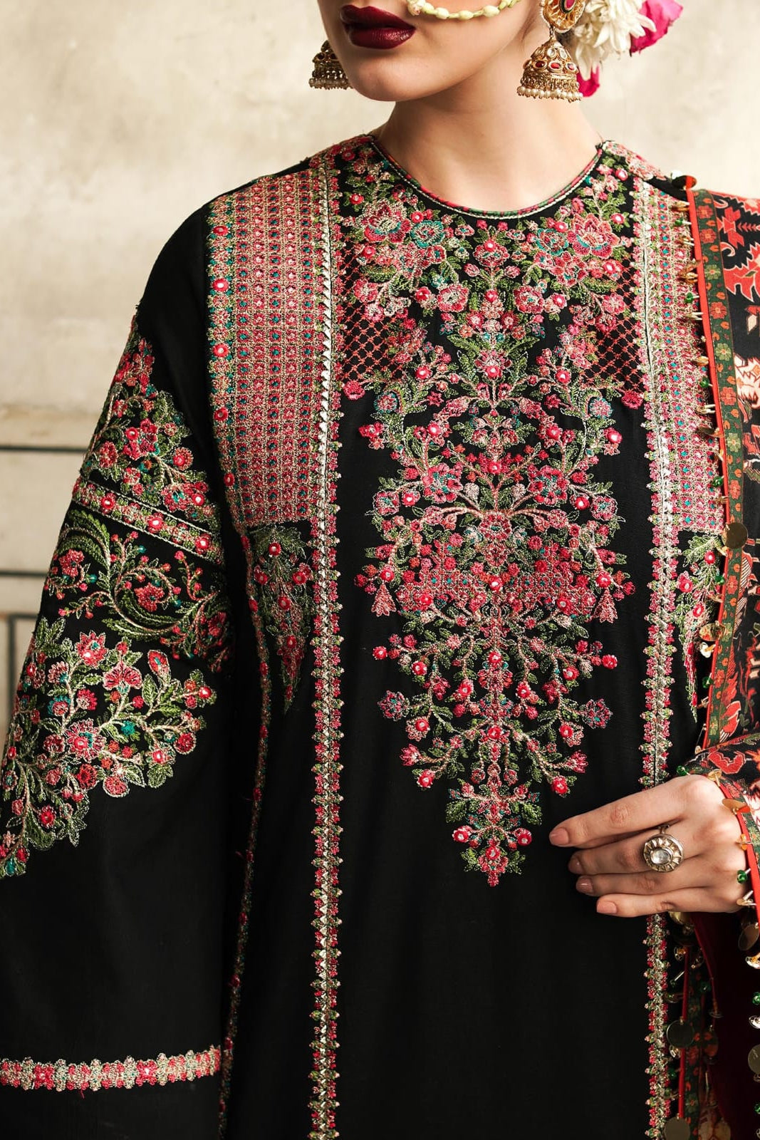 DFW-1073 Hussain Rehar Heavy Embroidery 3PC Dhanak Suit