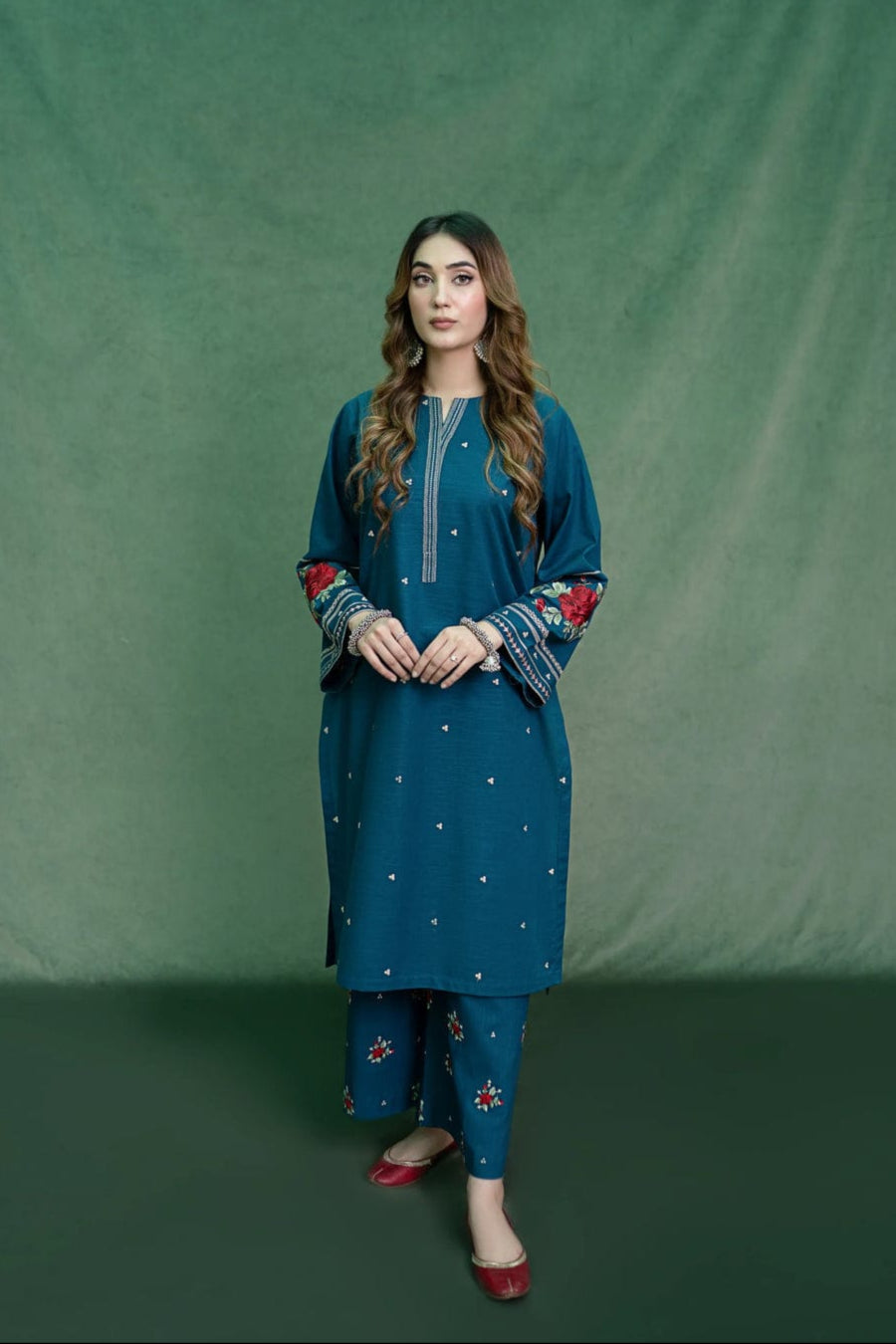 DFW-880 Beechtree Heavy Embroidery 3PC Linen Suit