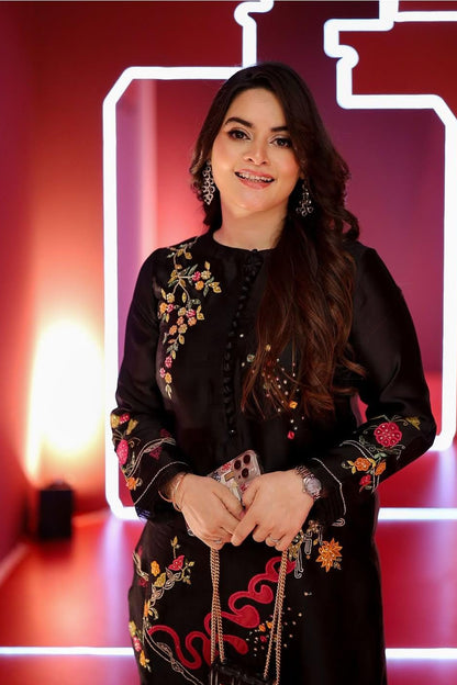 DFW-1160 Batik Embroidery 2PC Dhanak Suit