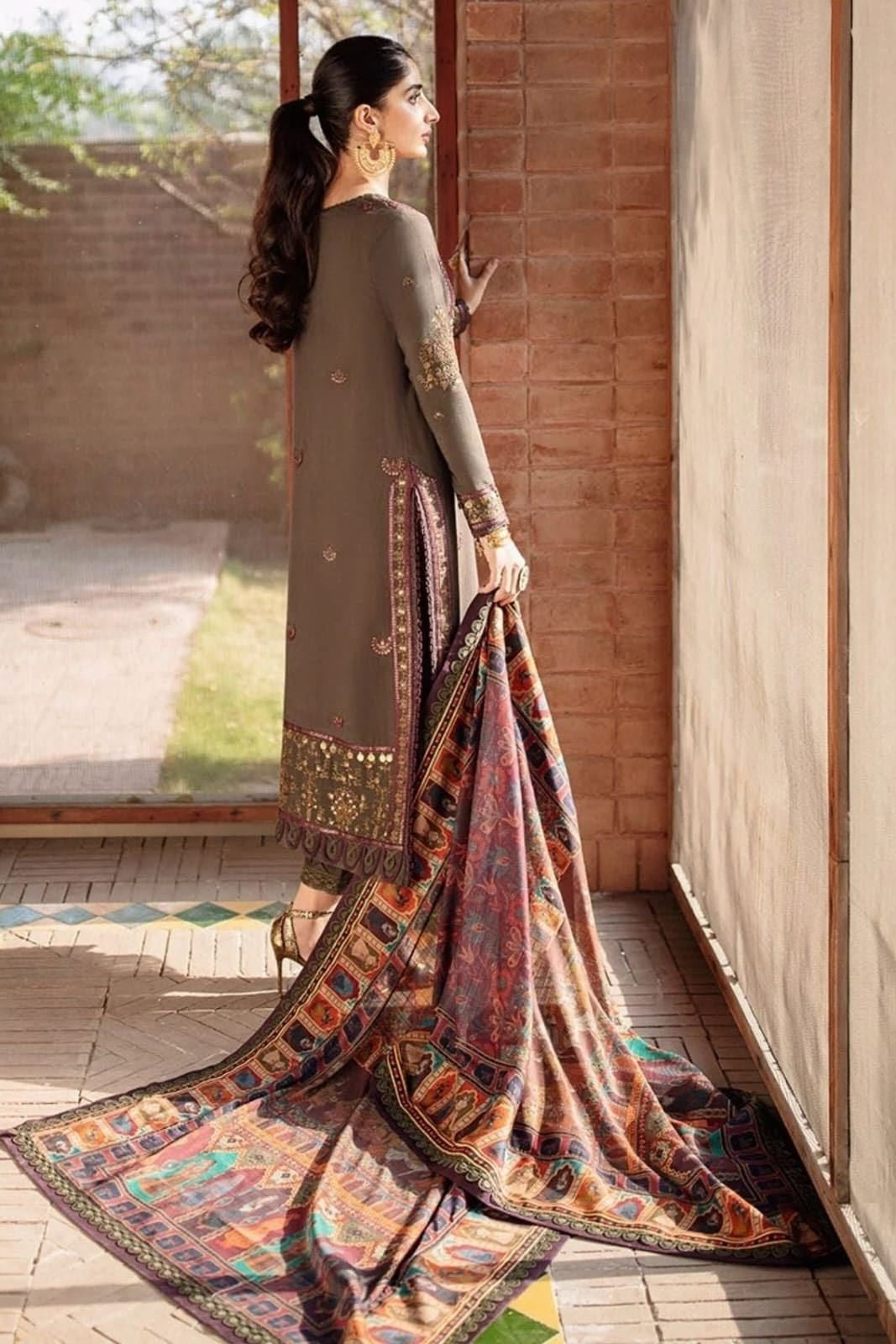 DFW-1259 Asim Jofa Embroidery 3PC Linen Suit