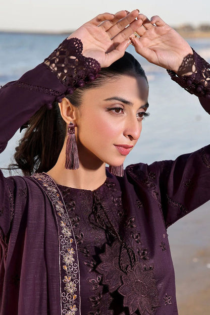 DFW-1030 Izel Heavy Embroidery 3PC Dhanak Suit