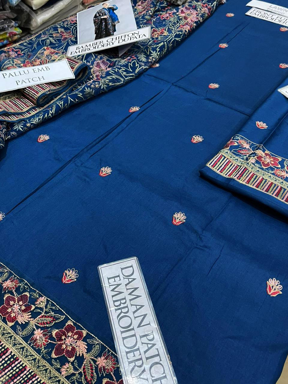 DFW-1318 Bareeze Embroidery 3PC Lawn Suit