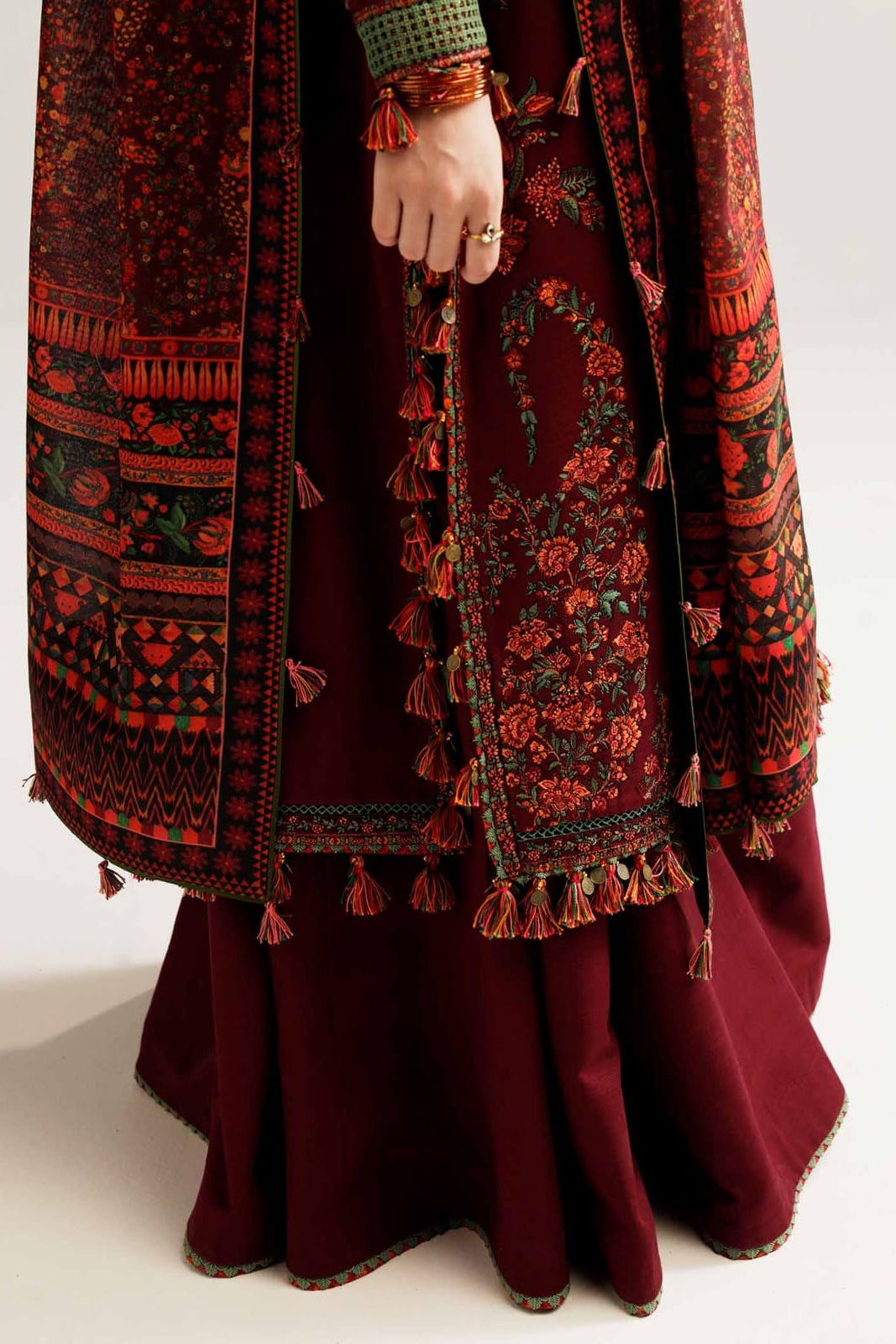 DFW-1112 Hussain Rehar Heavy Embroidery 3PC Dhanak Suit