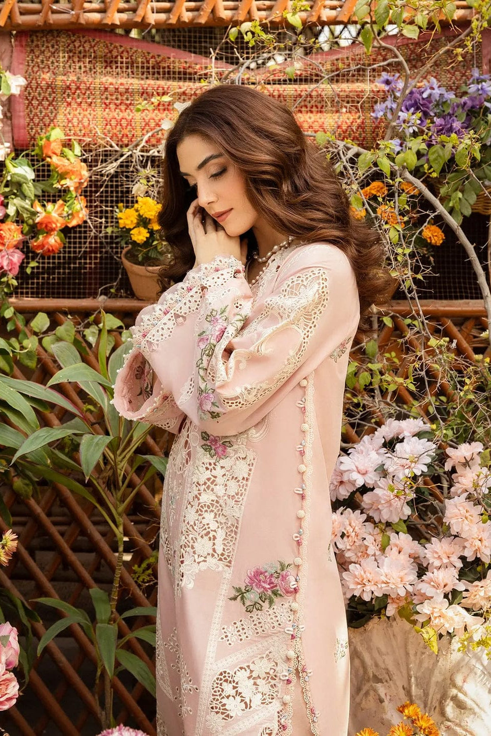 DFW-1287 Elaf Heavy Embroidery 3PC Lawn Suit