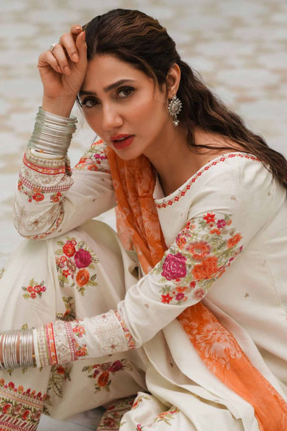 DFW-1218 Zara Shah Jahan Embroidery 3PC Dhanak Suit