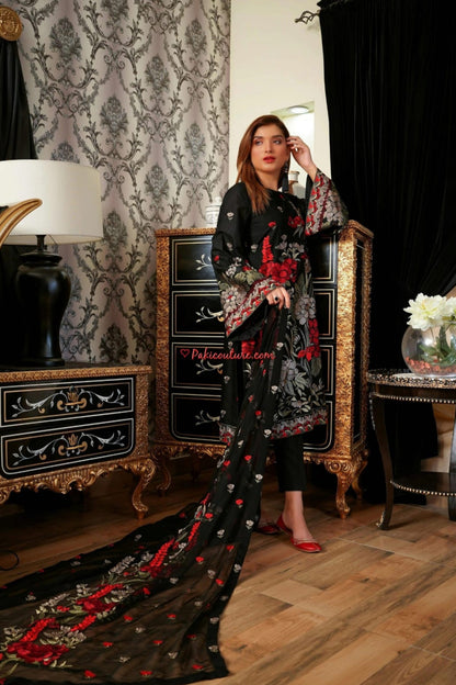 DFW-1054 Bareeze Heavy Embroidery 3PC Dhanak Suit