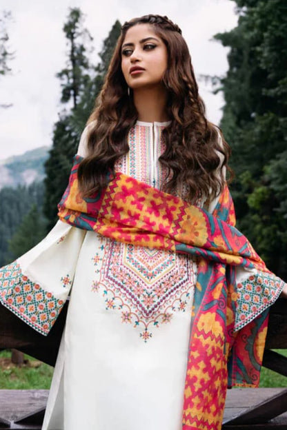 DFW-895 Sapphire Heavy Embroidery 3PC Dhanak Suit