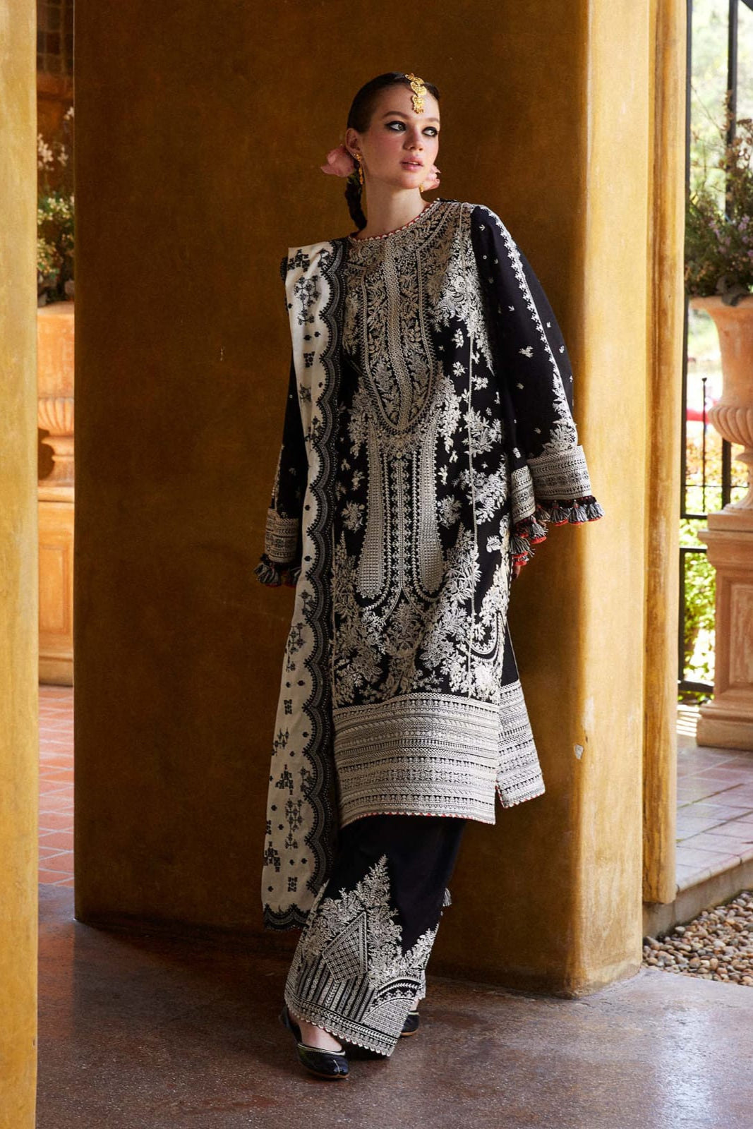 DFW-1044 Hussain Rehar Heavy Embroidery 3PC Dhanak Suit