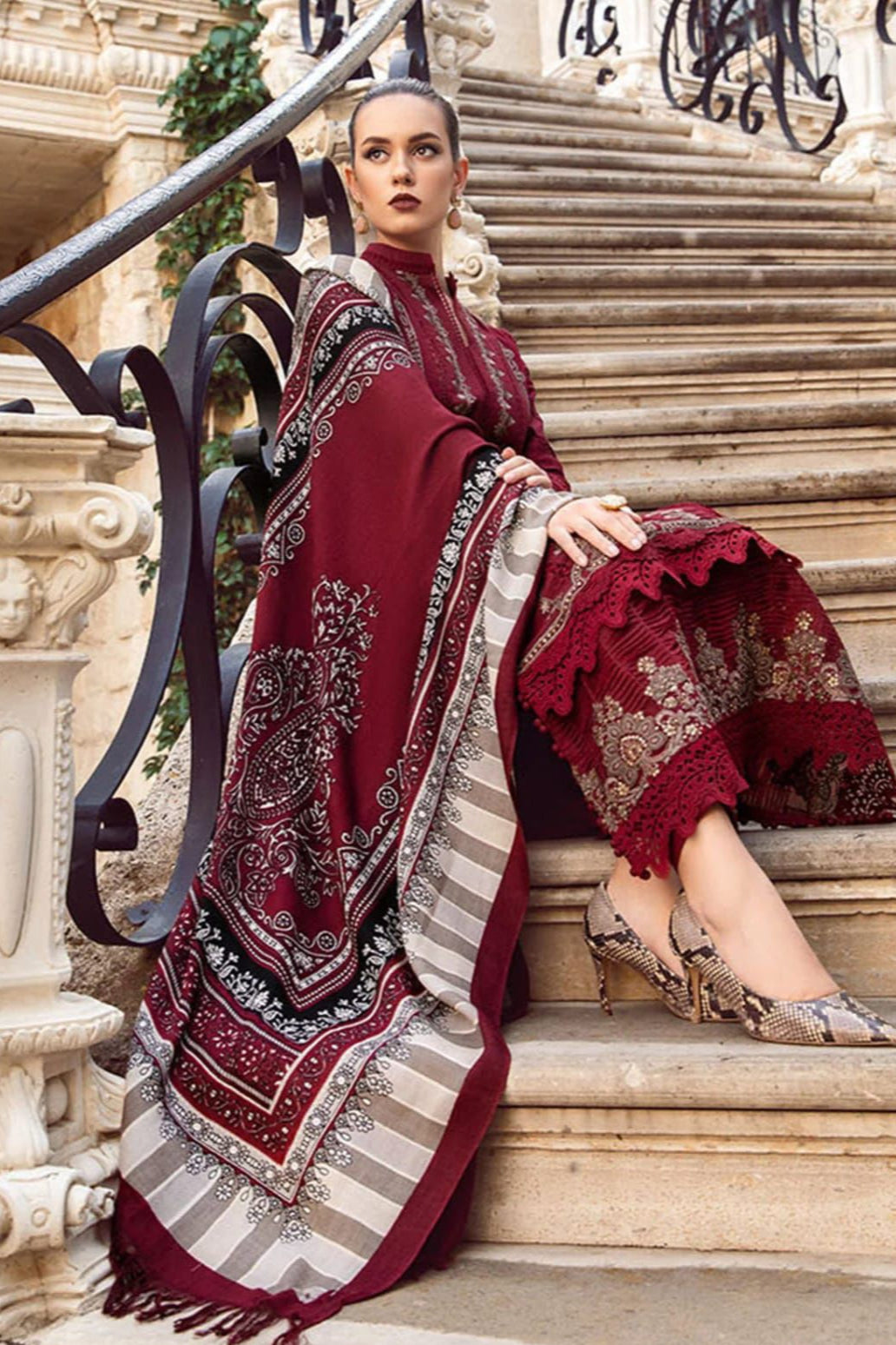 DFW-916 Maria B Heavy Embroidery 3PC Dhanak Suit