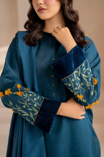 DFW-917 Baroque Heavy Embroidery 3PC Dhanak Suit
