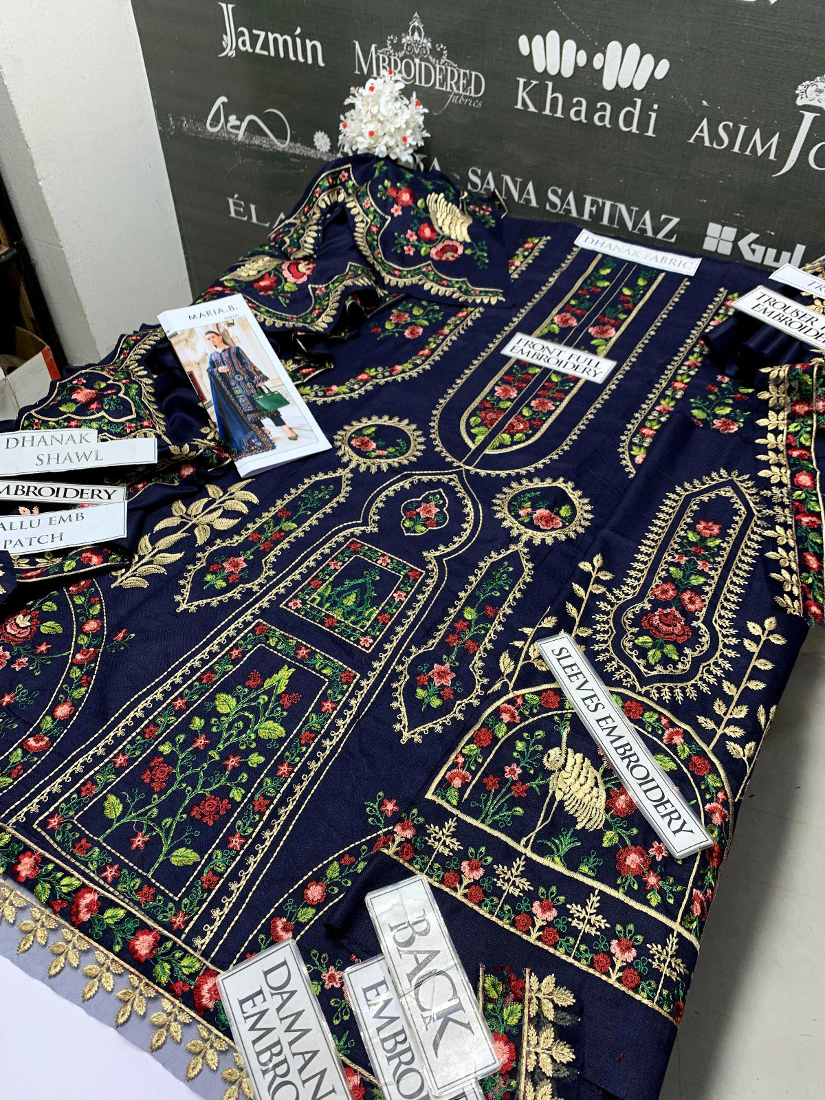 DFW-998 Maria B (Special Edition) Heavy Embroidery 3PC Dhanak Suit