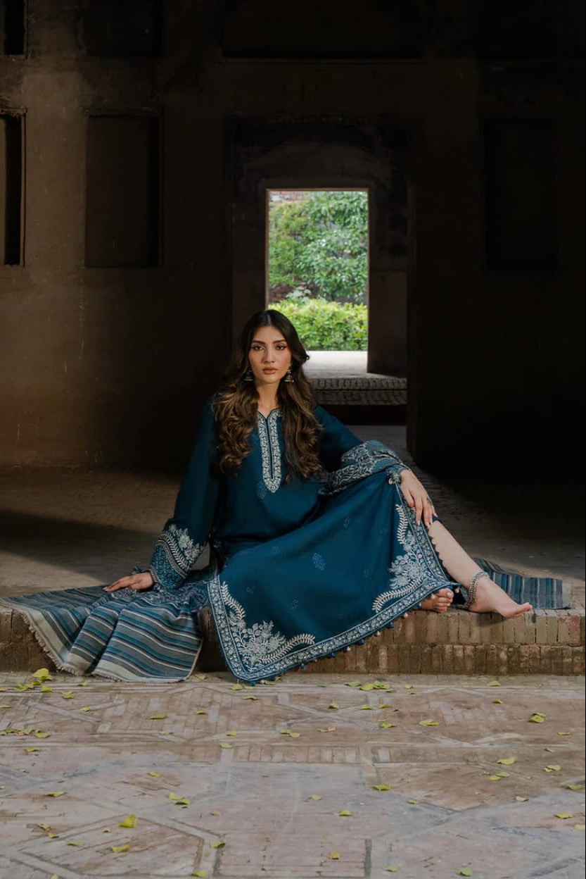 DFW-1212 Izel Embroidery 3PC Dhanak Suit