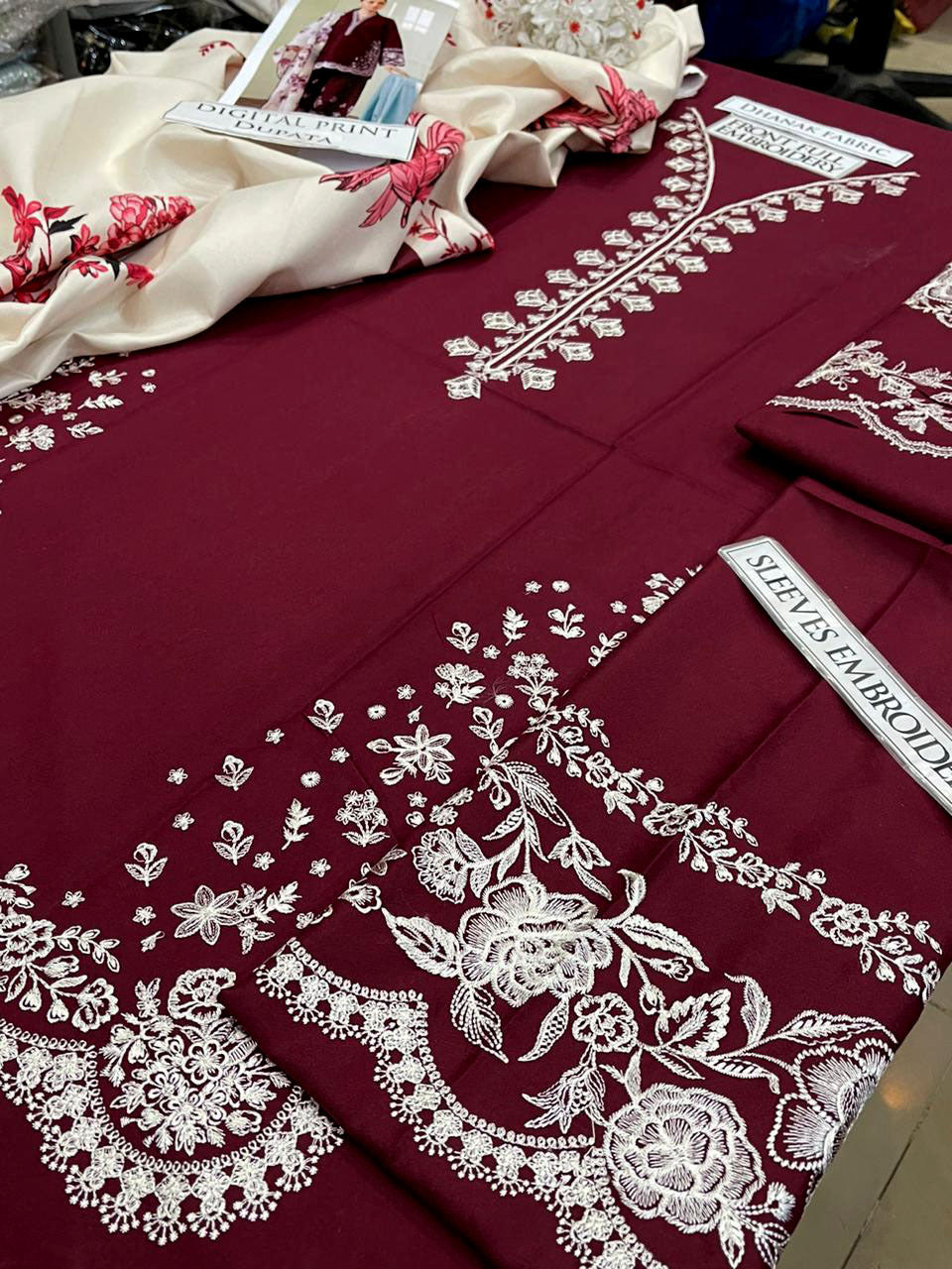 DFW-1230 Zara Shah Jahan Embroidery 3PC Dhanak Suit