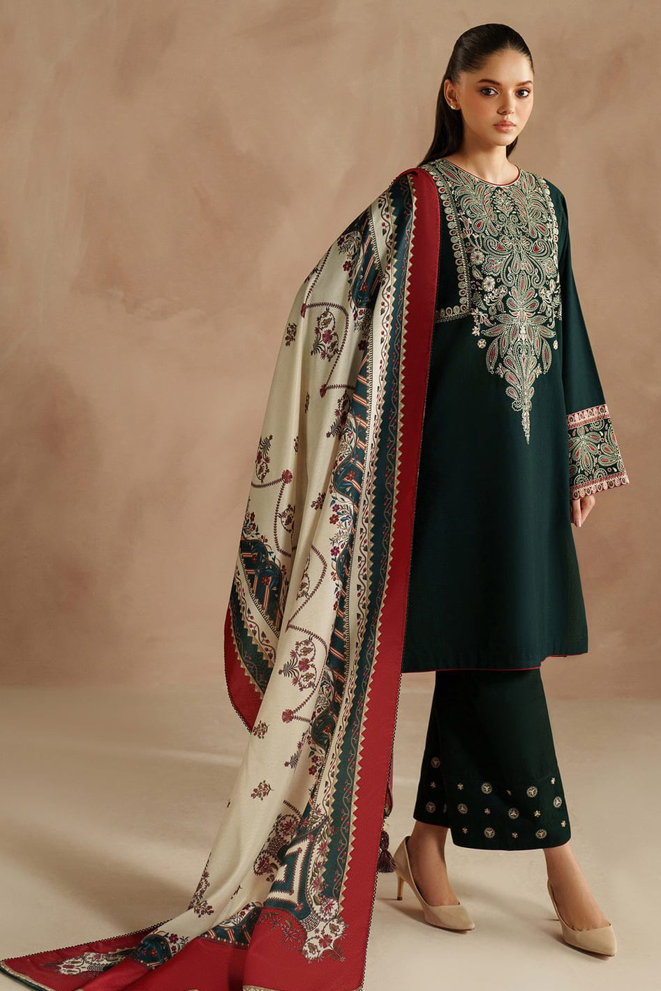 DFW-1205 Jazmin Embroidery 3PC Dhanak Suit