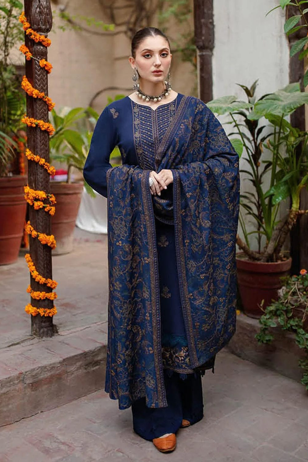 DFW-1262 Bareeze Embroidery 3PC Dhanak Suit
