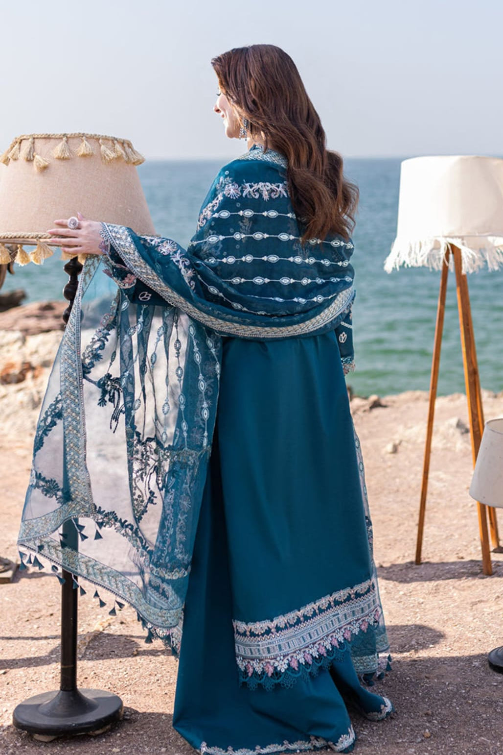 DFW-1289 Qalamkar Heavy Embroidery 3PC Lawn Suit