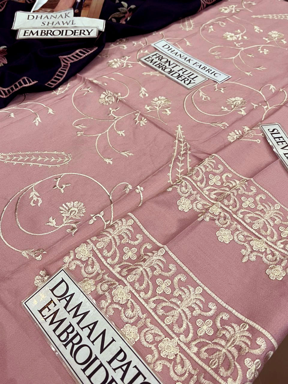 DFW-1221 Agha Noor Embroidery 3PC Dhanak Suit