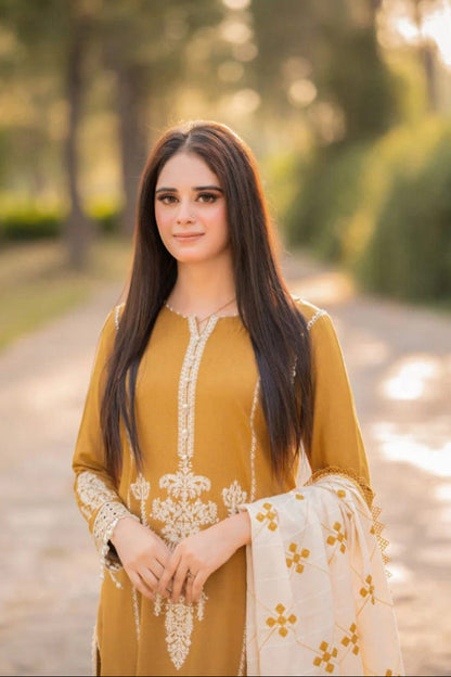 DFW-1045 Maria B Embroidery 3PC Dhanak Suit