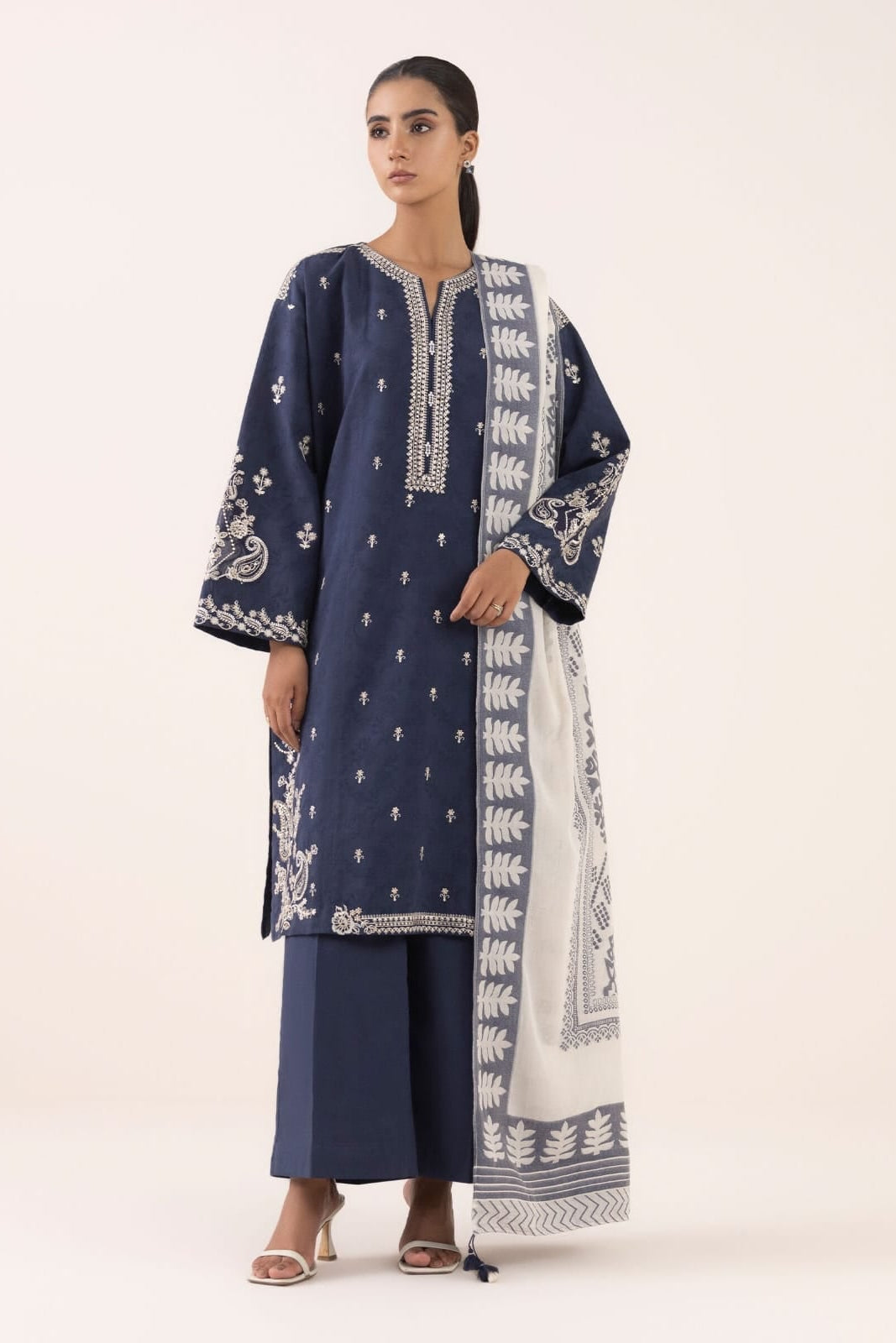 DFW-1131 Sapphire Embroidery 3PC Dhanak Suit