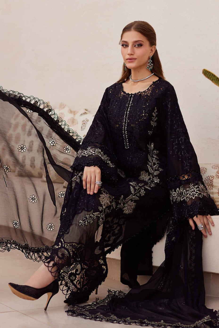 DFW-1206 Maria B Embroidery 3PC Dhanak Suit