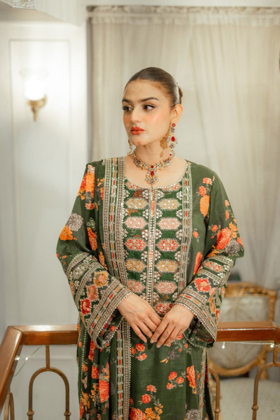 DFW-971 Aneelas (Kareena kapoor Special) Heavy Embroidery 3PC Dhanak Suit