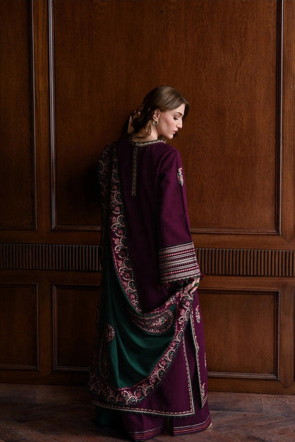 DFW-1233 Batik Embroidery 3PC Dhanak Suit