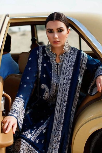 DFW-1223 Zaha Embroidery 3PC Dhanak Suit