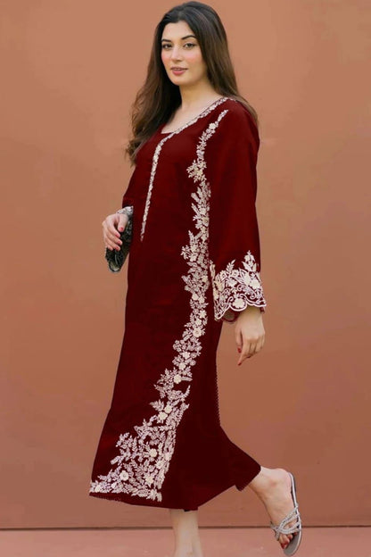 DFW-1293 Nakoosh Embroidery 2PC Lawn Suit