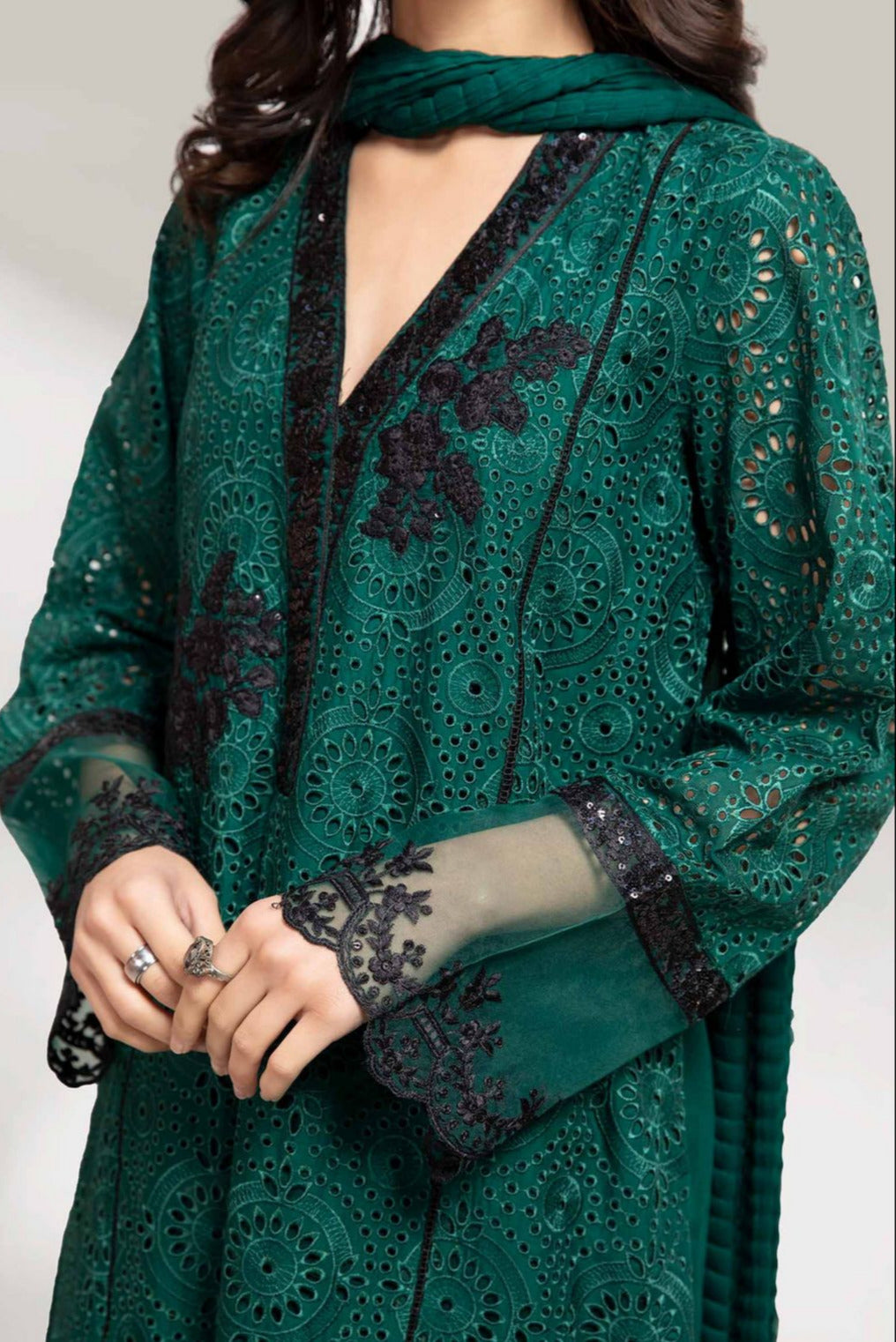 DFW-529 Maria B Heavy Embroidery 3Pc Lawn Suit