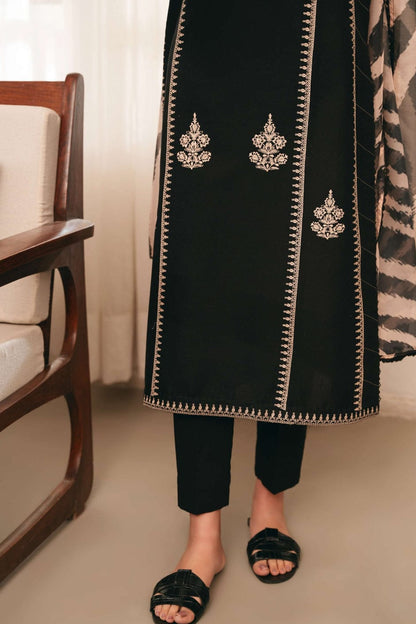 DFW-1144 Mahmair Embroidery 3PC Dhanak Suit