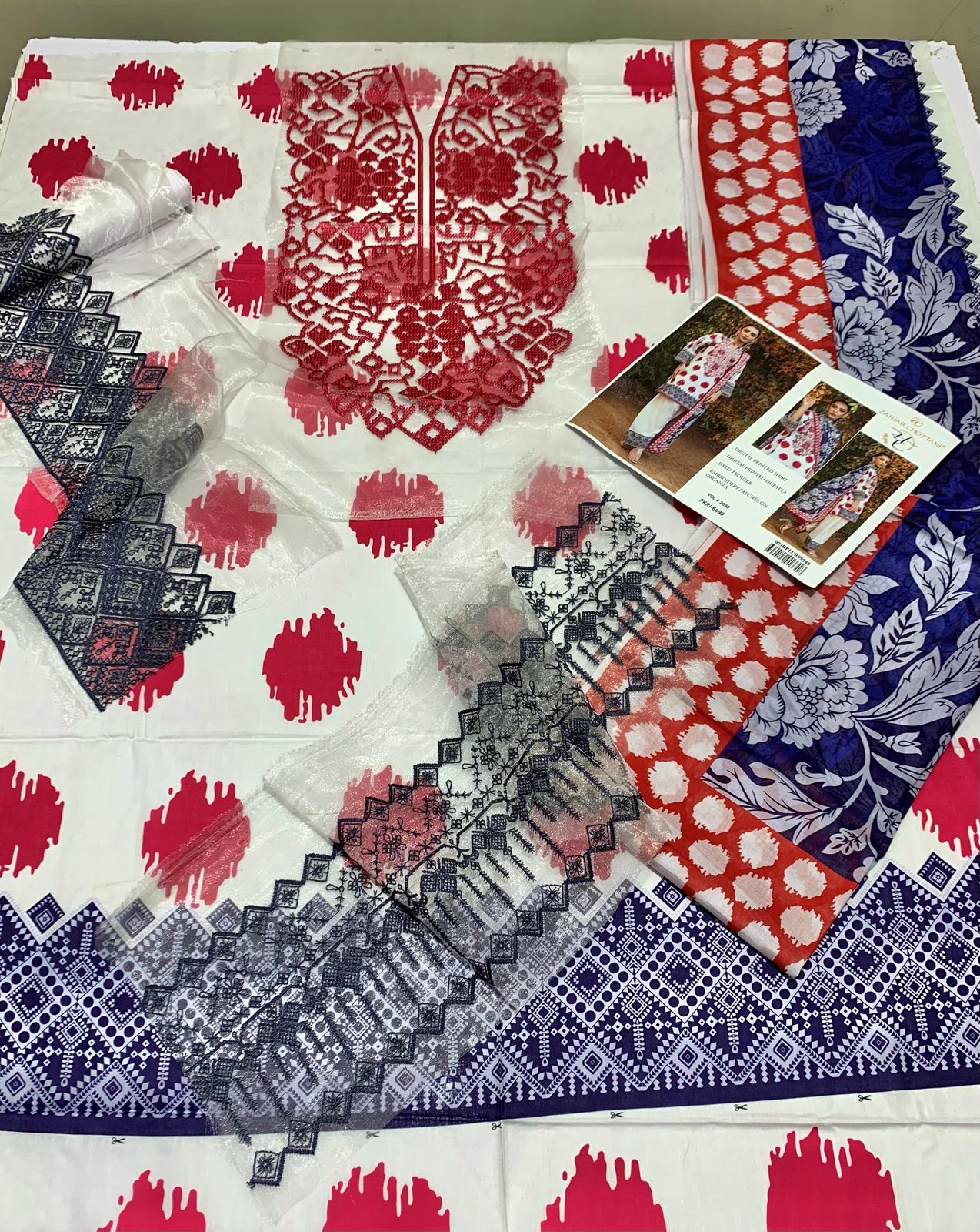 DFW-613 Zainab Chottani Embroidery 3Pc Lawn Suit
