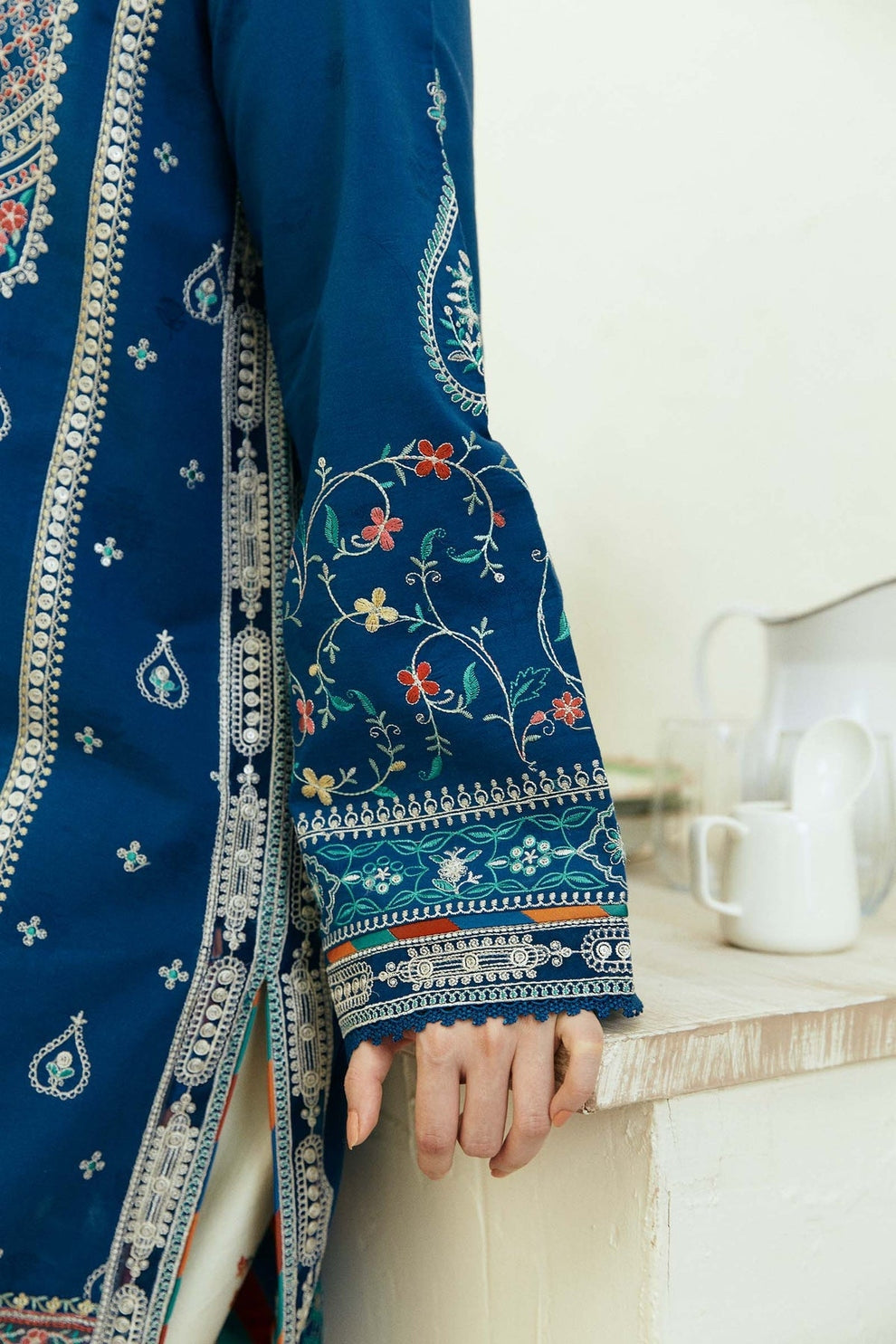 DFW-588 Zara Shah Jahan Heavy Embroidery 3Pc Lawn Suit