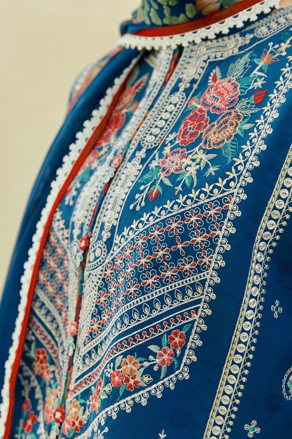 DFW-588 Zara Shah Jahan Heavy Embroidery 3Pc Lawn Suit