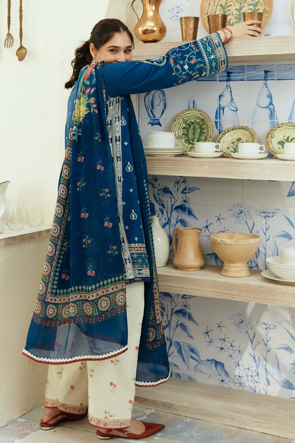 DFW-588 Zara Shah Jahan Heavy Embroidery 3Pc Lawn Suit