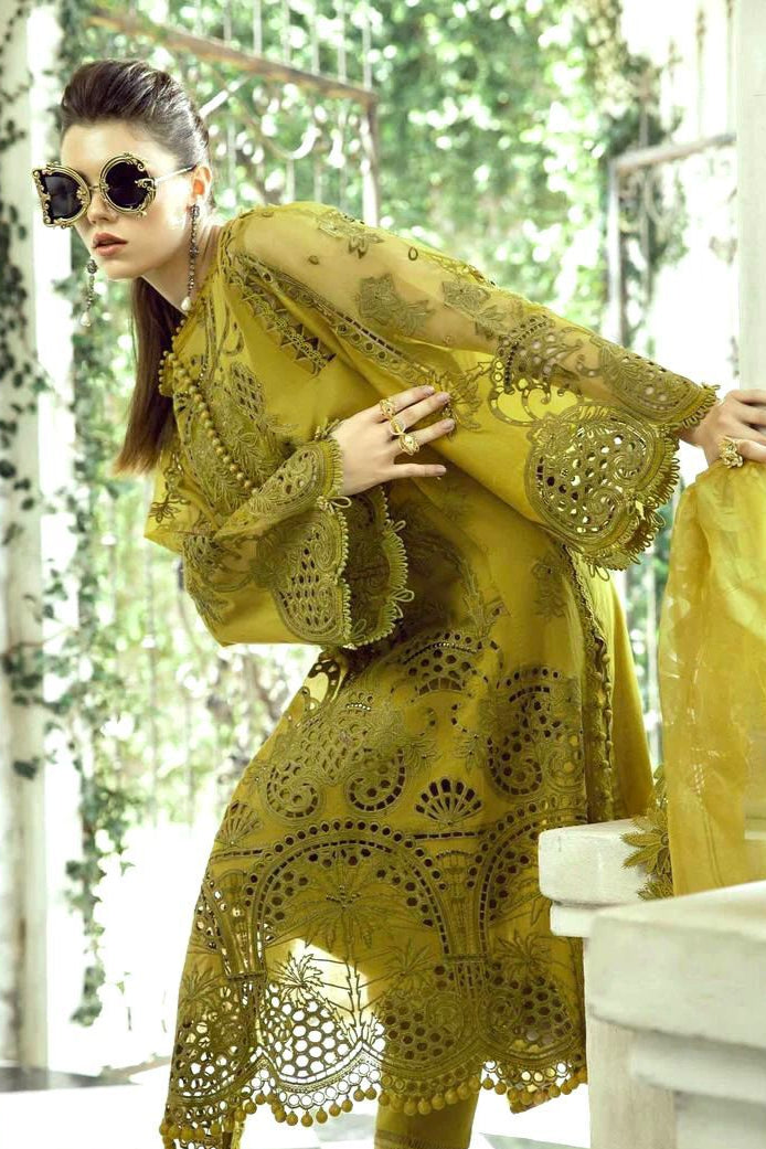 DFW-691 Maria B Heavy Embroidery 3Pc Lawn Suit