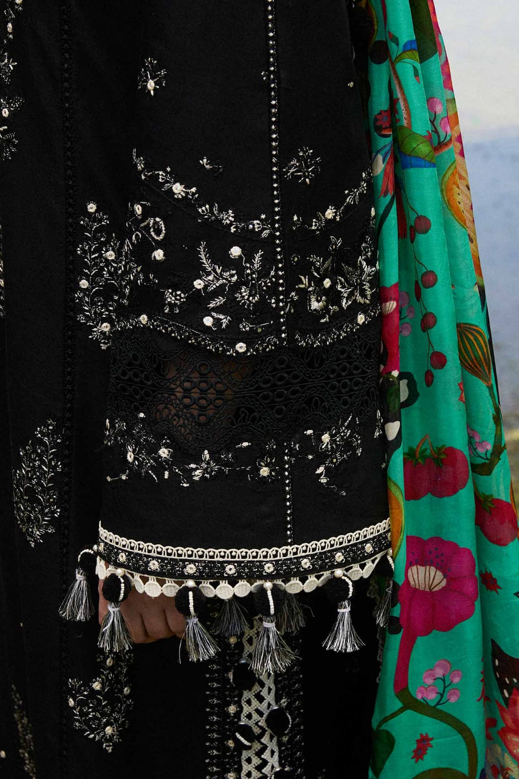 DFW-1167 Hassan Raza Embroidery 3PC Dhanak Suit