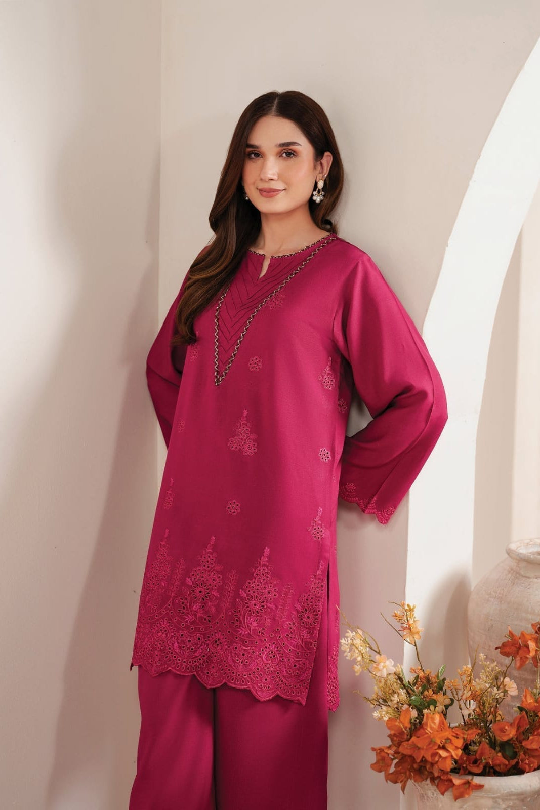 DFW-1250 Baroque Embroidery 3PC Dhanak Suit