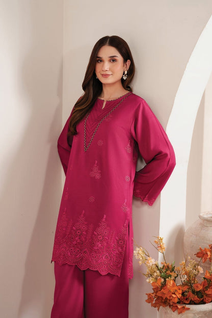 DFW-1250 Baroque Embroidery 3PC Dhanak Suit