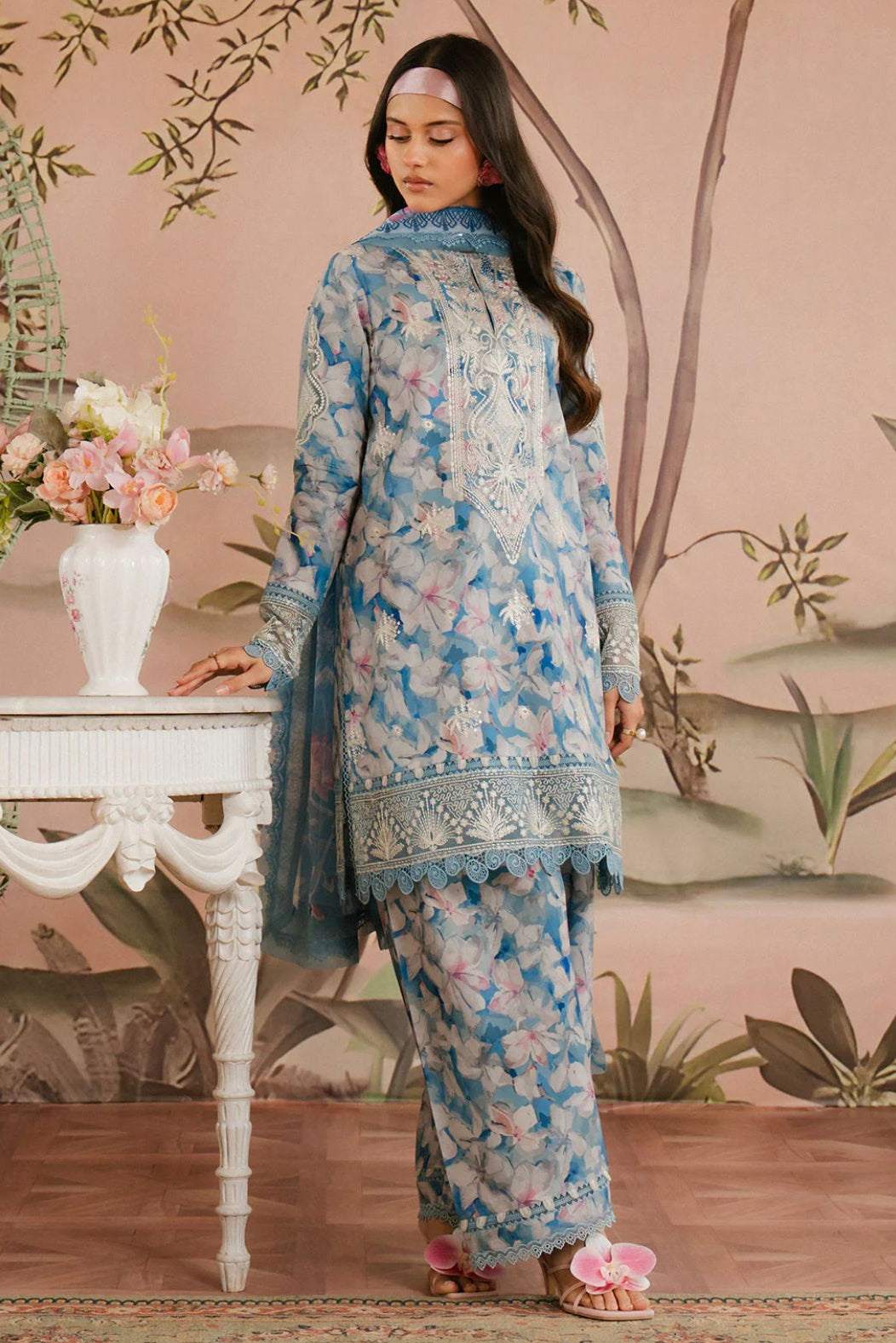 DFW-574 Ayzel By Afrozeh Heavy Embroidery 3Pc Lawn Suit