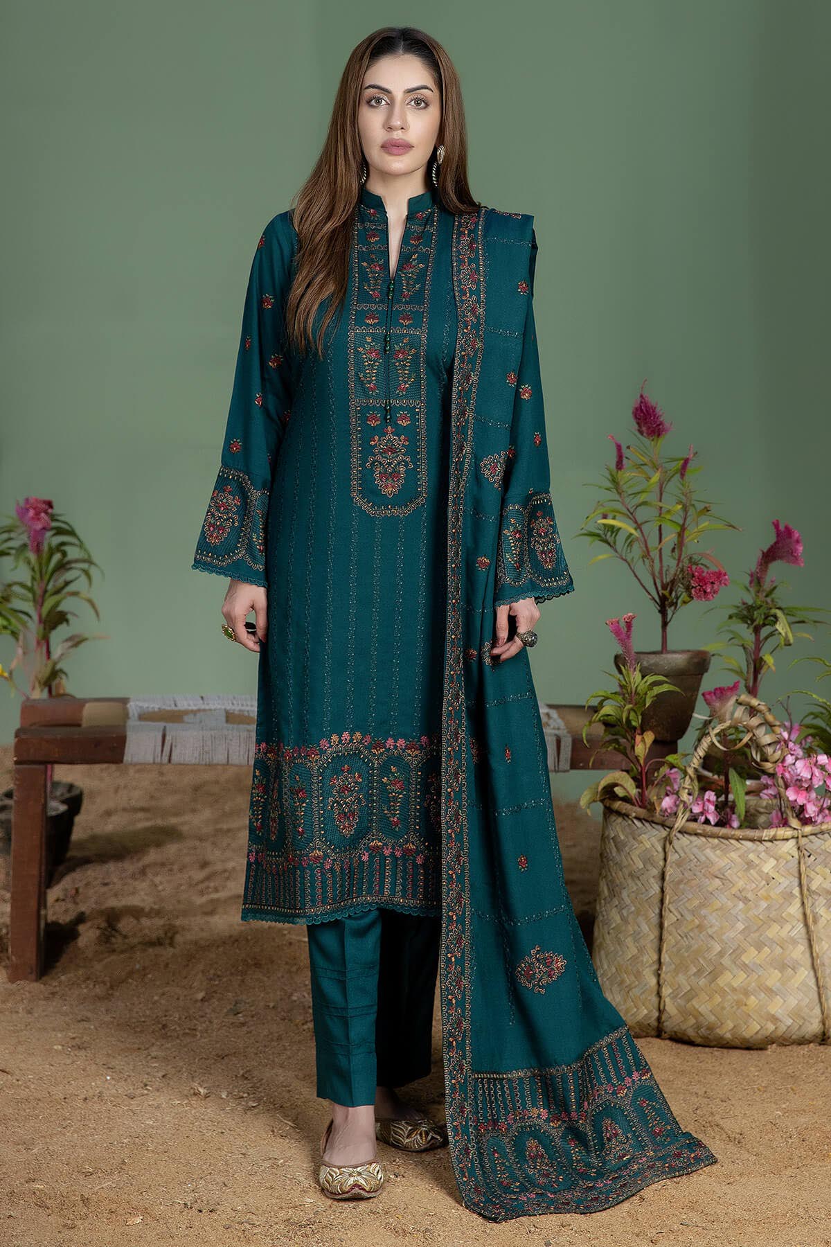 DFW-274 Noor-e-Fajar Heavy Embroidery 3Pc Lawn Dress